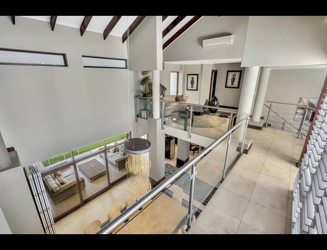 5 BEDROOM HOUSE FOR SALE IN HYDE PARK